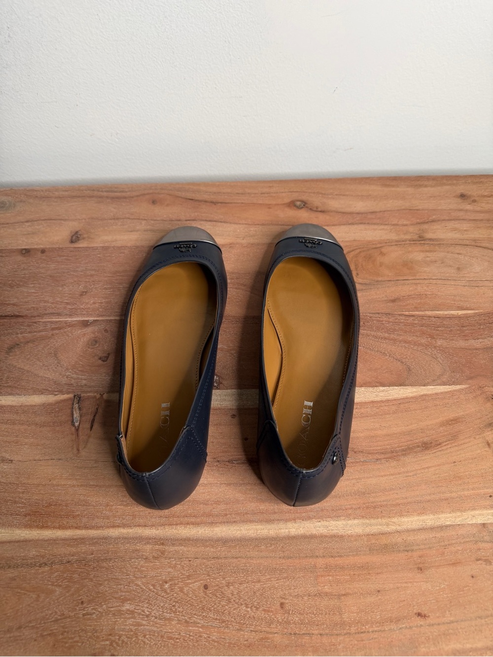 Coach Navy Leather Ballet Flats with Silver Cap-Toe - Picture 4 of 6